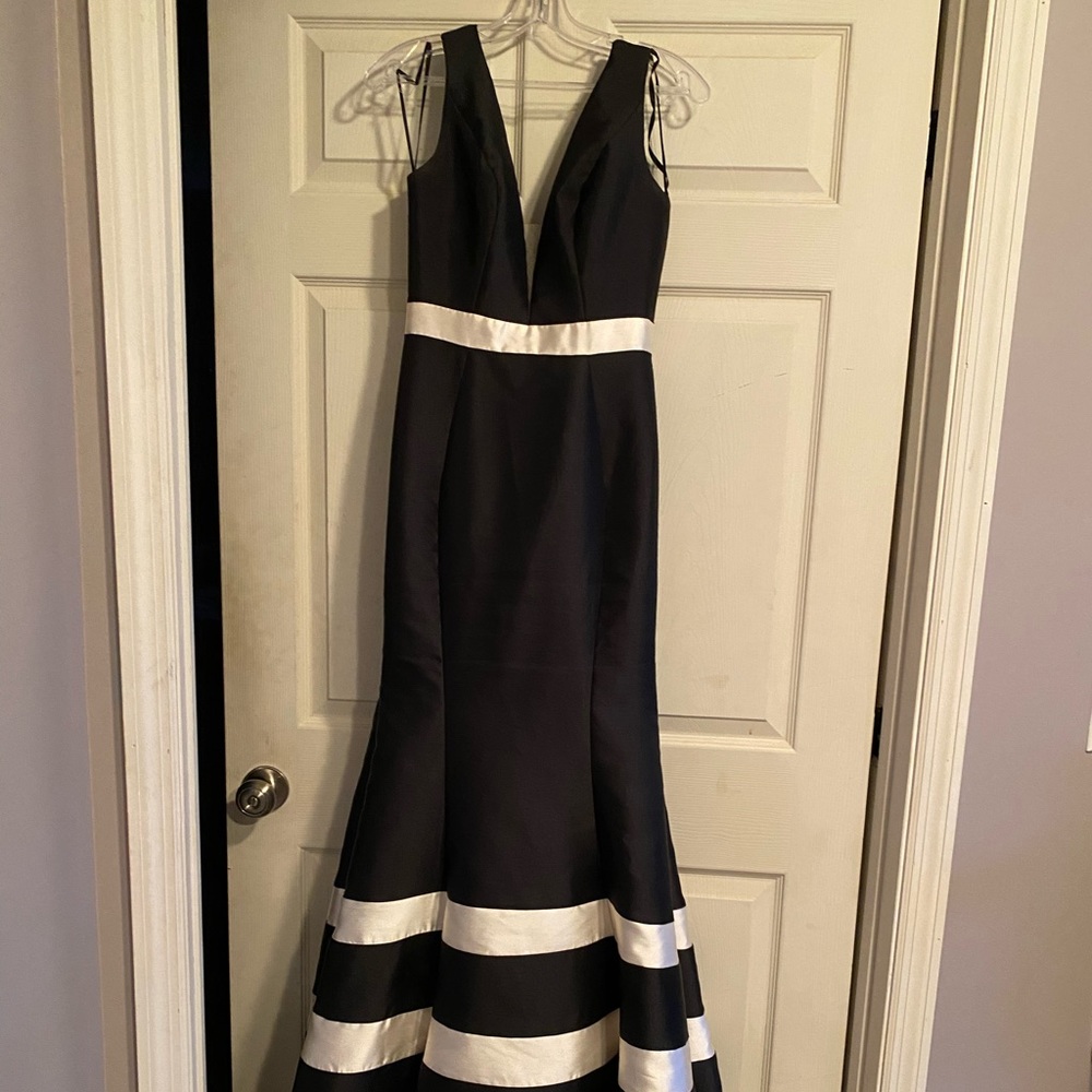 Black and white prom dress